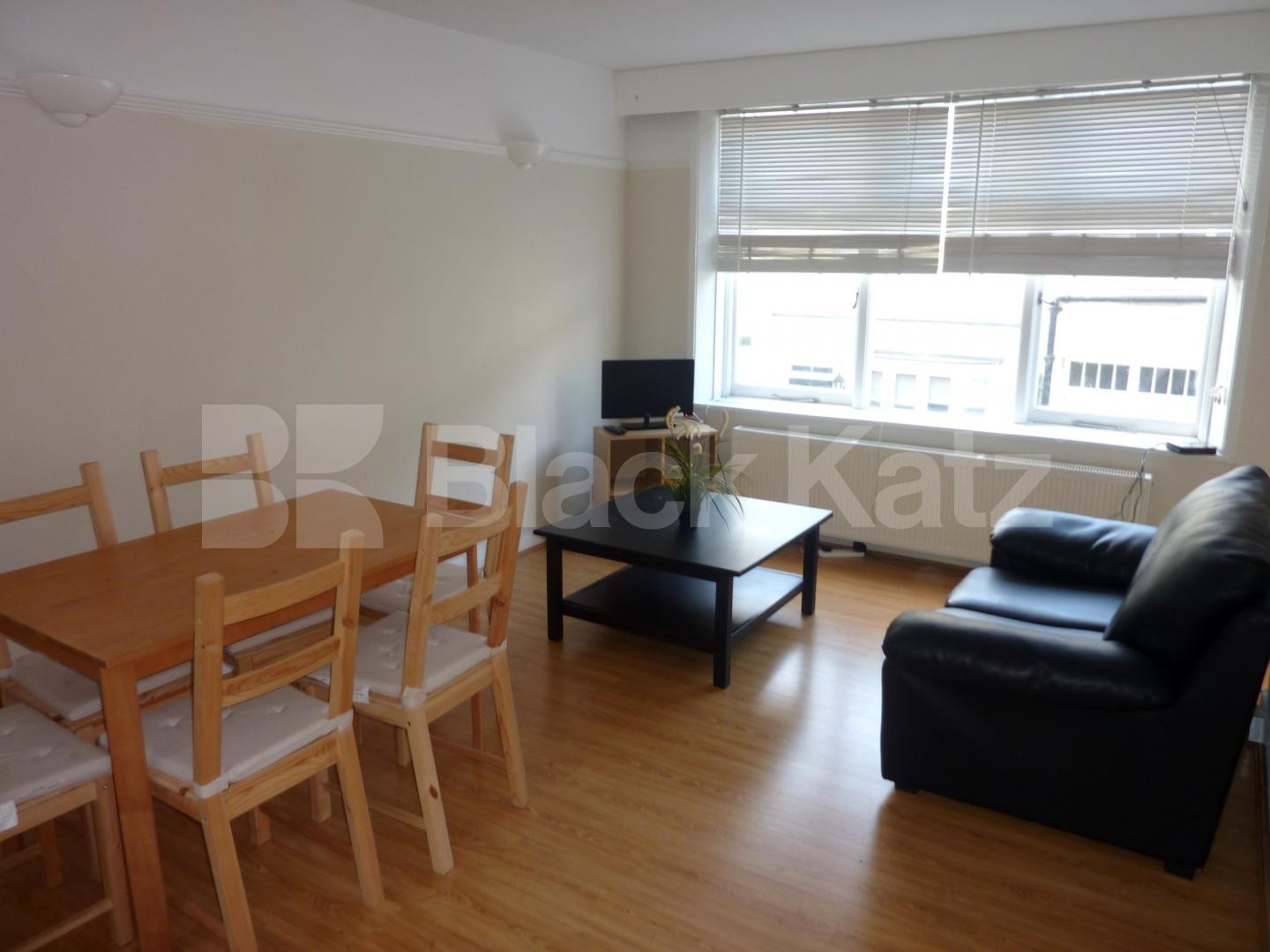 			NEW INSTRUCTION!, 2 Bedroom, 1 bath, 1 reception Flat			 Devonshire Mews West, MARYLEBONE